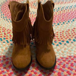 Brown suede fringe boots
